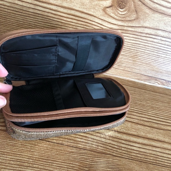 Gold Sparkly Structured Wristlet - Picture 5 of 8